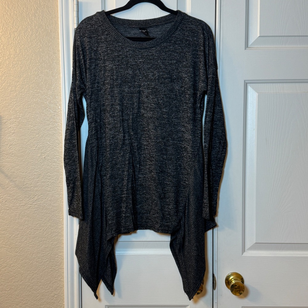 Lildy Shark-Bite Tunic Women's L-XL Heathered Black Stretch Long Sleeve Pullover